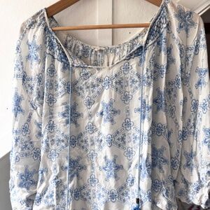 En Crěme Boho Chic | Blue & White Flowy Blouse | Hippie Beachy Chic